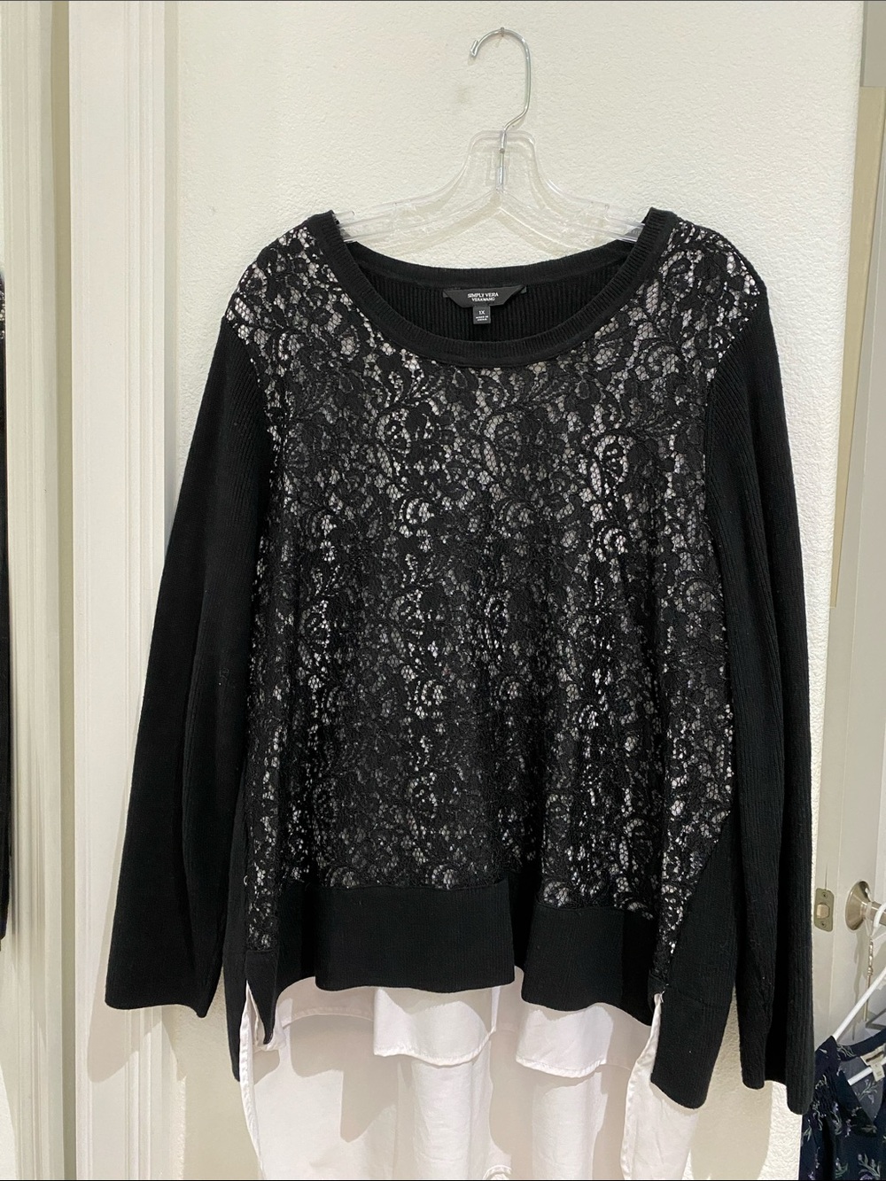 Simply Vera Vera Wang High Low Lined Lace Sweater Shirt - Size 1X Black White